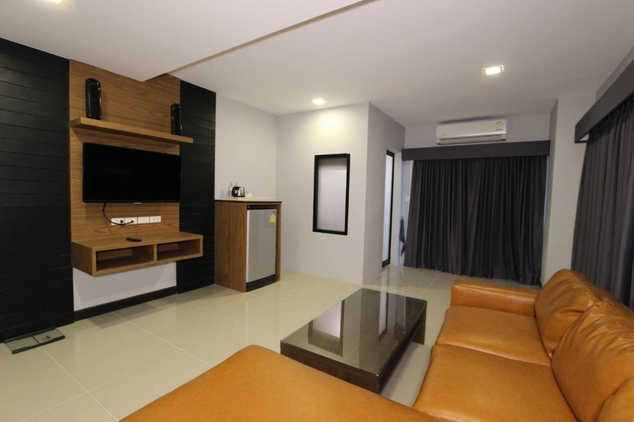 The Leisure Hotel Bang Bo Exterior photo